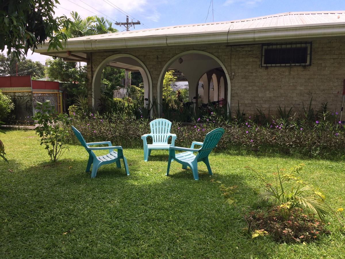 Hostel Tropical Dumaguete City Exterior photo